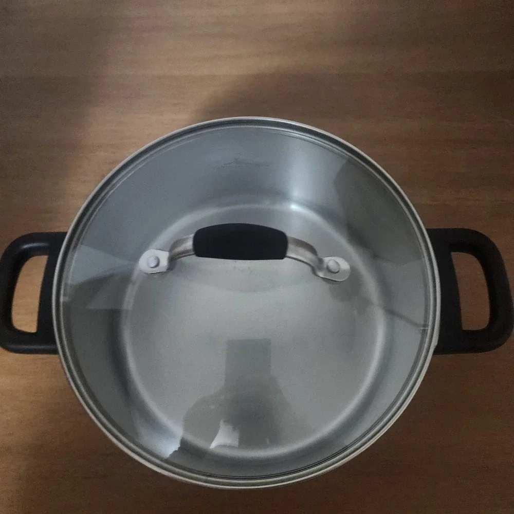 Stainless Steel Cooking Pot With Lid  9